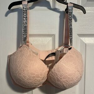 Victoria’s Secret Bombshell Push-up 38D bling
